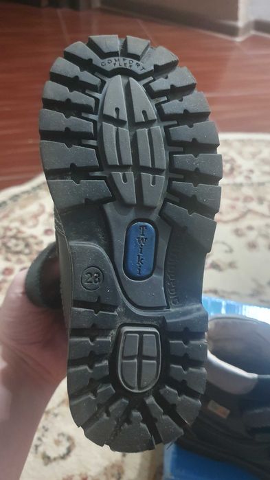 Продам ботинки Twiki