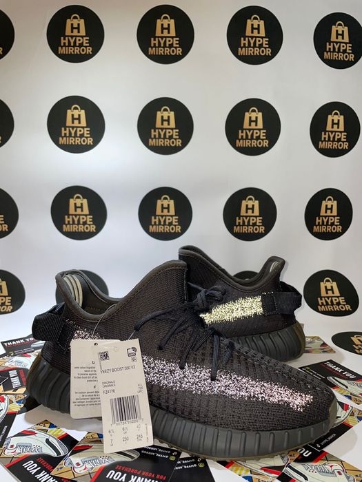 Adidasi Yeezy 350