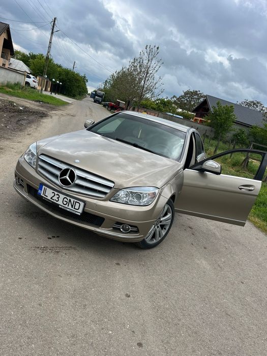 Vând Mercedes C200 Avantgarde