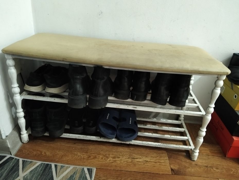 Продам полку для обуви