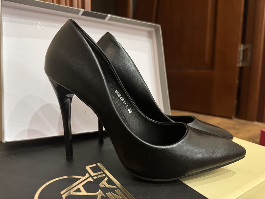 Туфли на шпильке