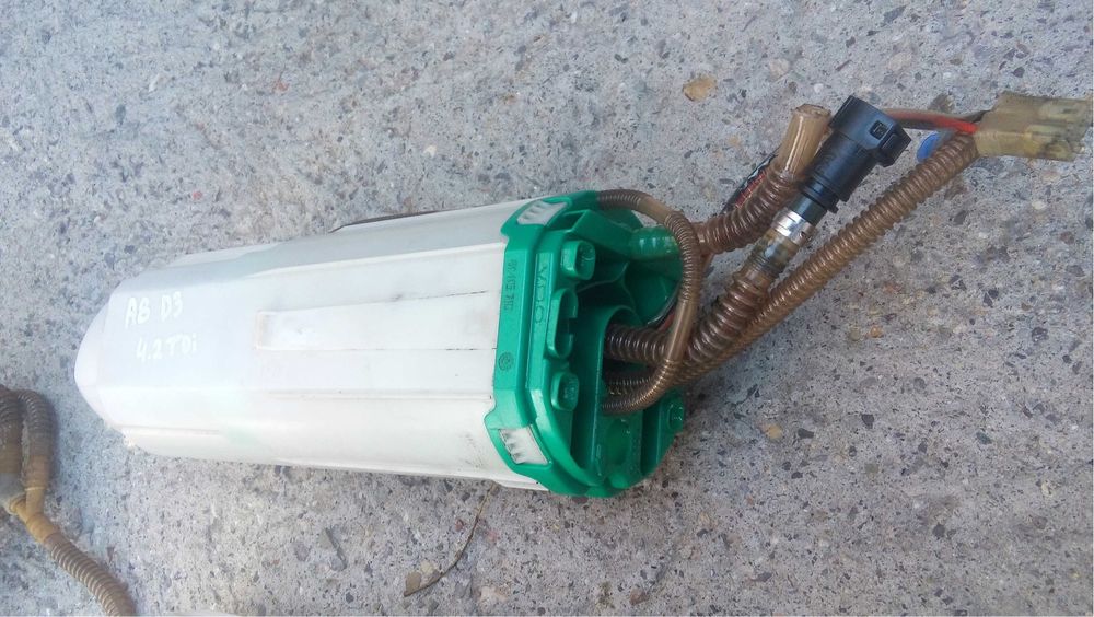 Подкачваща помпа Ауди А8 Д3 4.2 ТДИ/ Audi A8 D3 4.2 TDI