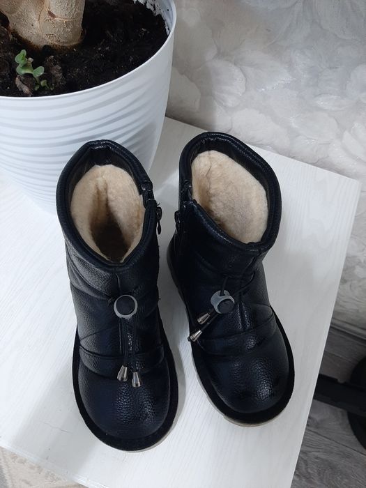 Зимние сапоги на замке