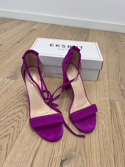 Sandale fucsia, piele intoarsa Eksbut