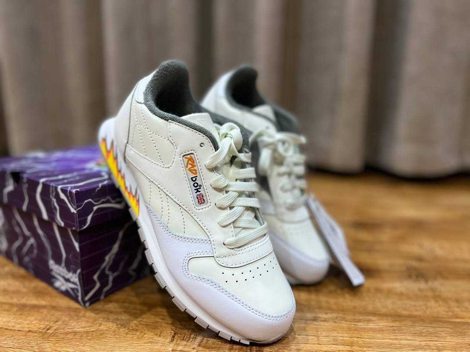 Reebok Classic кожаные кроссовки РАЗМЕР 35,36,37
