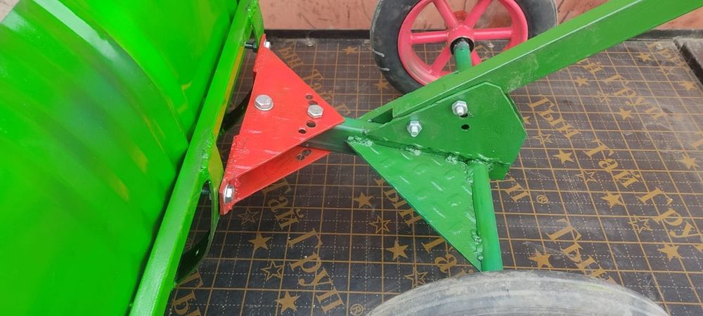 Снегоуборочная тележка