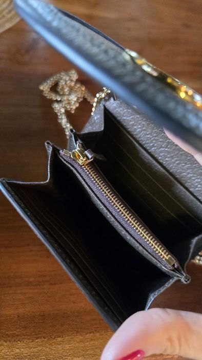 Gucci Blondie wallet on chain