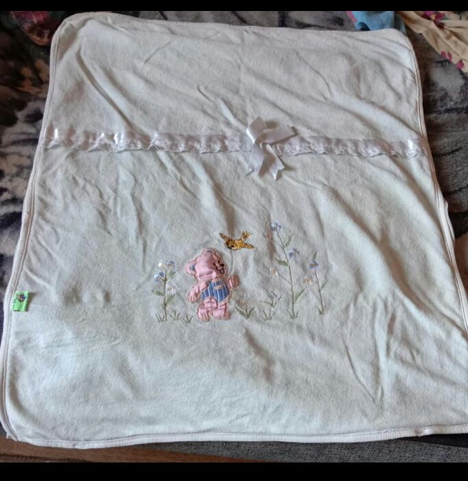 Продам детские вещи