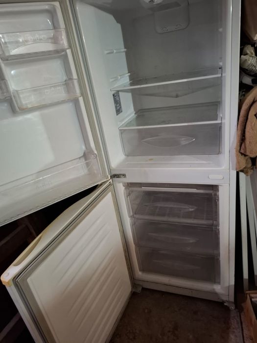 Холодильник LG