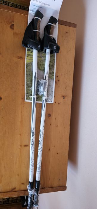 Baston trakking, drumeție, plimbări in natura...