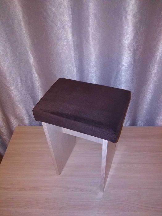 Стульчик пуфик новый