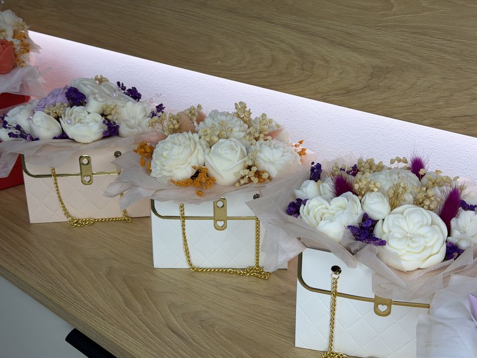 Buchete flori din ceara de soia naturala