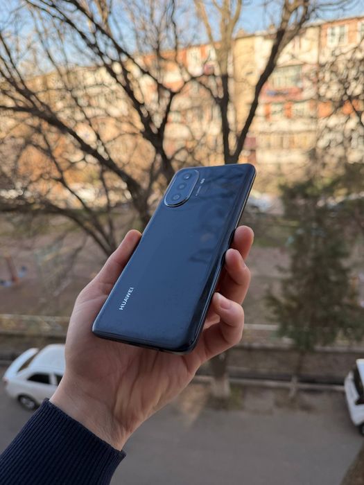 Huawei nova y 70