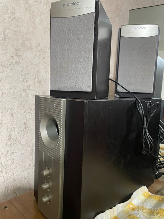 Колонка Microlab