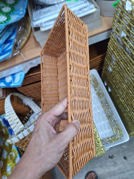 Корзинка плетенная