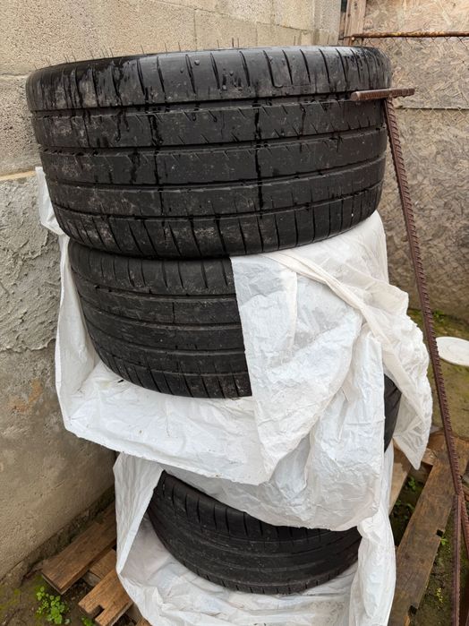 Michelin 21” 285/30