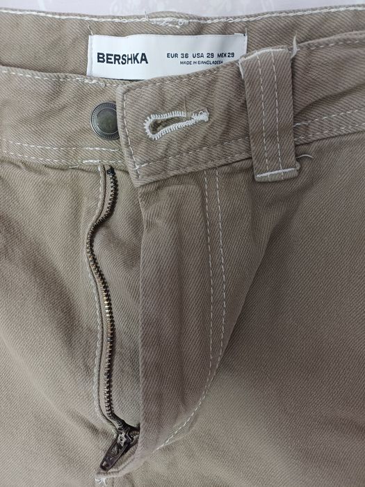 Дънки BERSHKA  РАЗМЕР 34 и 36