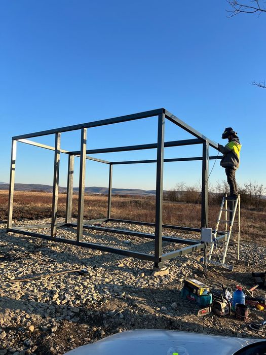 Hale Metalice, Garaje și Spații Depozitare – Construcții de la A la Z
​Căutați o soluție rapidă, durabilă și eficientă pentru spațiul dumneavoastră? R