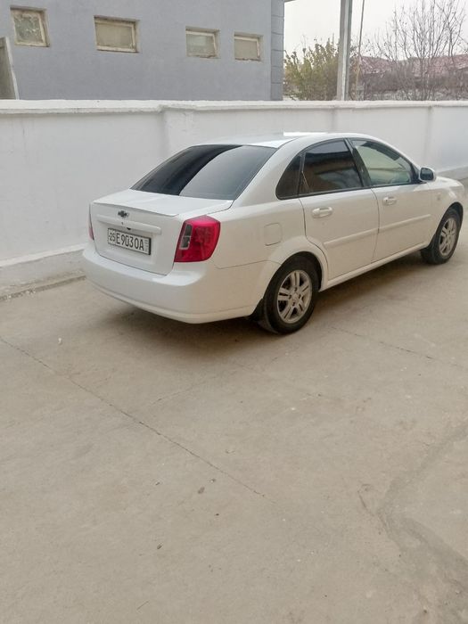 Laseti 2 pazitsiya sotiladi