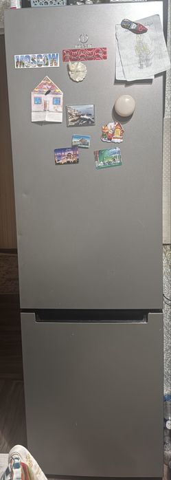 Холодильник Indesit