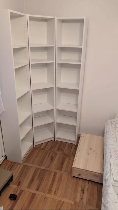 Bibliotecă Billy, Combinaţie bibliotecă/colţar, alb, 95/95x28x202 cm