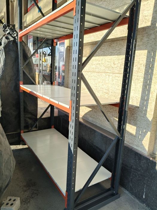 Стеллаж складской среднегрузовой с балками/настилом