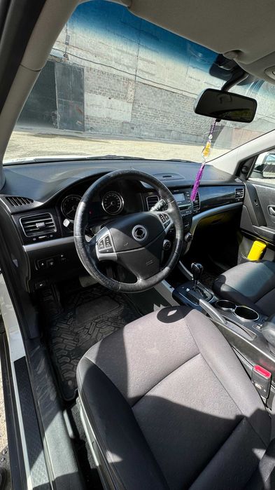 Продаю SsangYong New Actyon