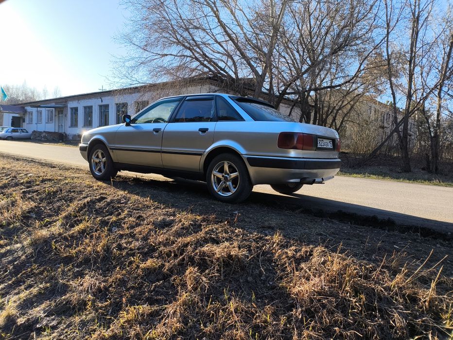 Продам Ауди 80 б4