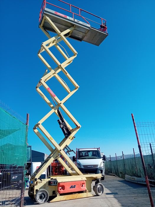 Nacela electrica 10 m JLG 2646 ES