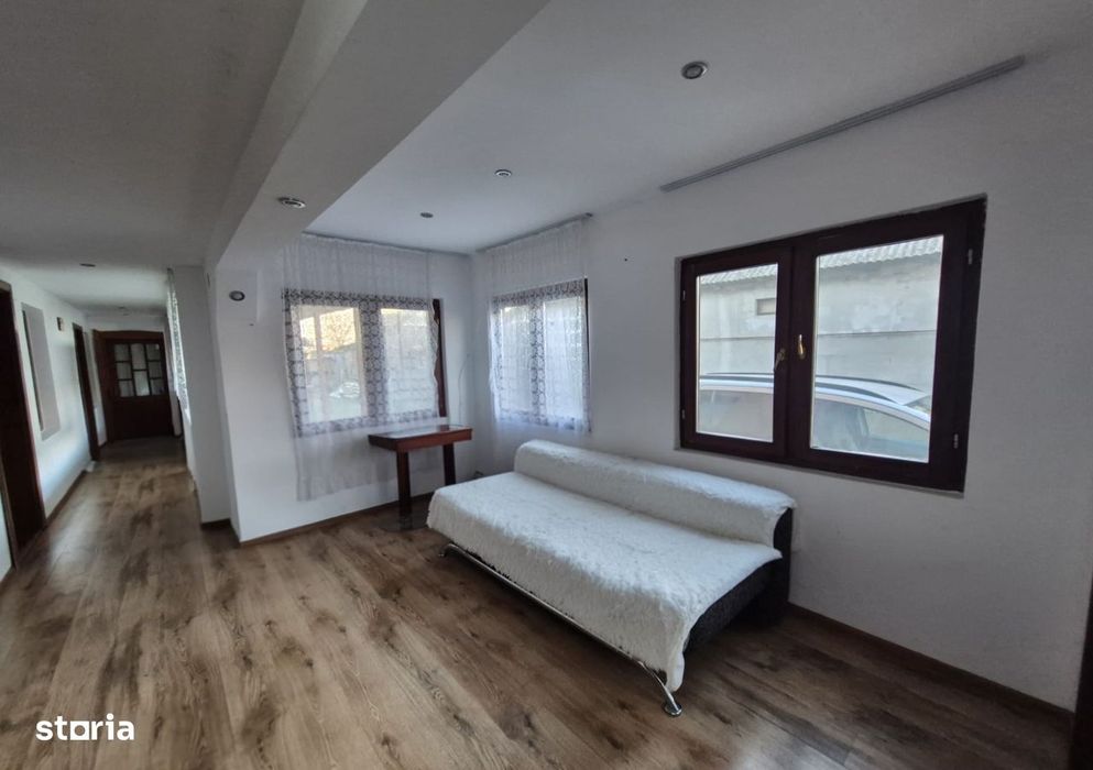 Casa Loc. Sântana,25km de Arad, gradină 1933 mp front stradal dublu