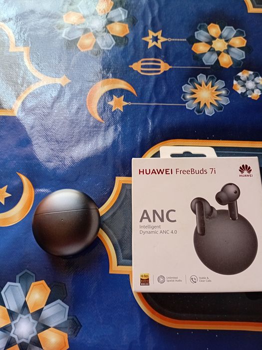 Продам срочно наушники Huawei FreeBuds7i