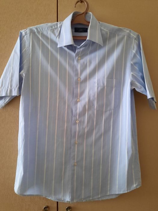 Рубашка мужская  продается