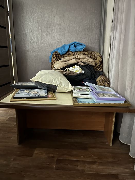 Отдам бесплатно б/у мебель