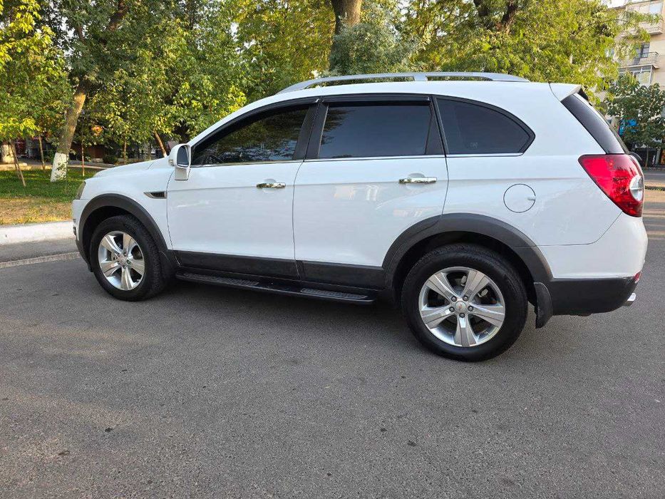 Продается Captiva-2 2011