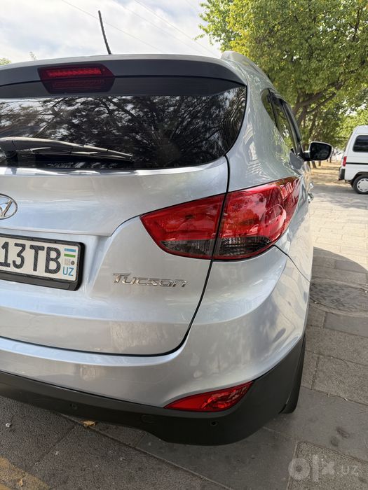 Продаю Hyudai Tucson срочно !!!