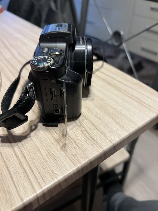 Sony Cyber-Shot DSC-H10