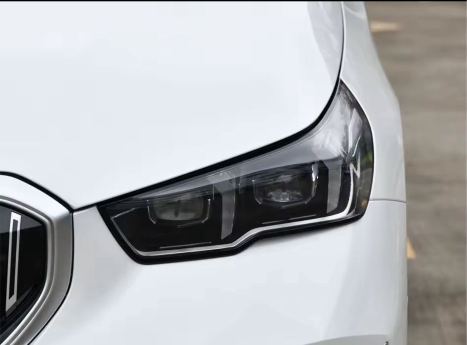 sticla far bmw g60 g70 2024