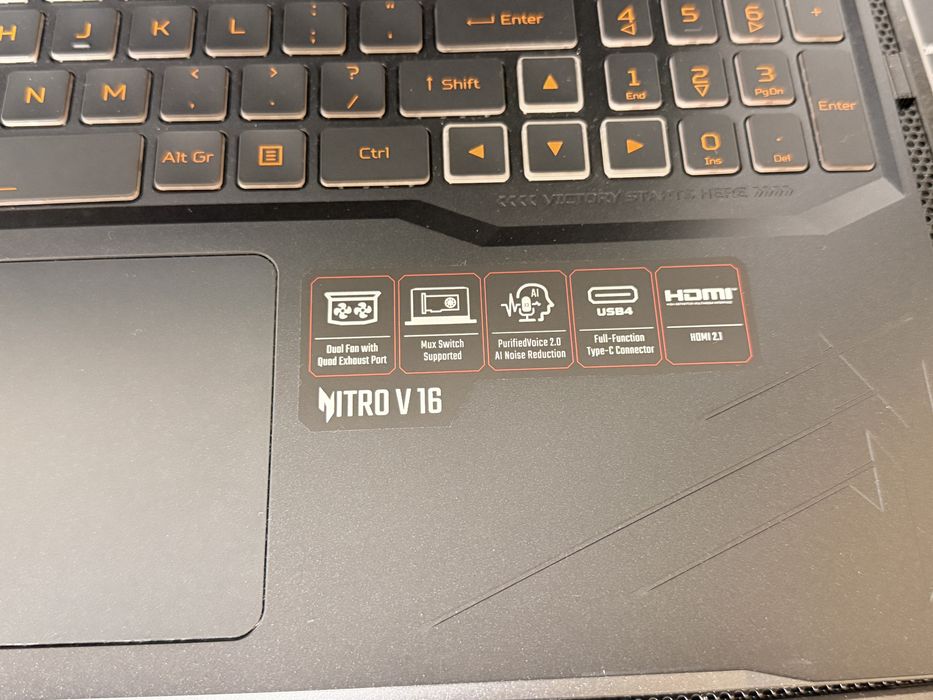 Vand laptop acer nitro V16
