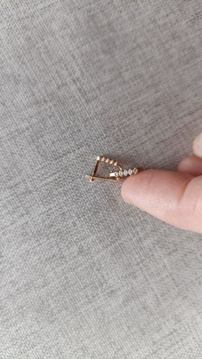 Продам детские золотые сережки