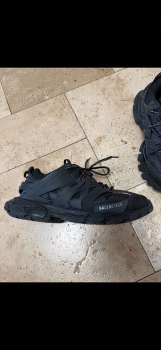 Balenciaga Tracks