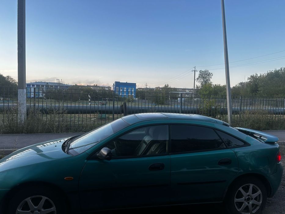 Продам авто мазда 323