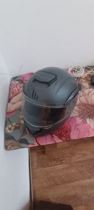 Продам Мотошлем MH Helmets 

Продается мотошлем MH Helmets Atom