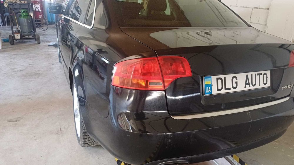 Hayon audi a4 b7 berlina LZ9Y