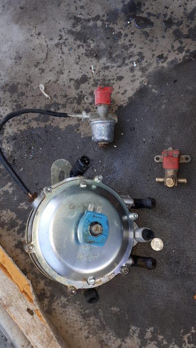 Продам Генератор ваз