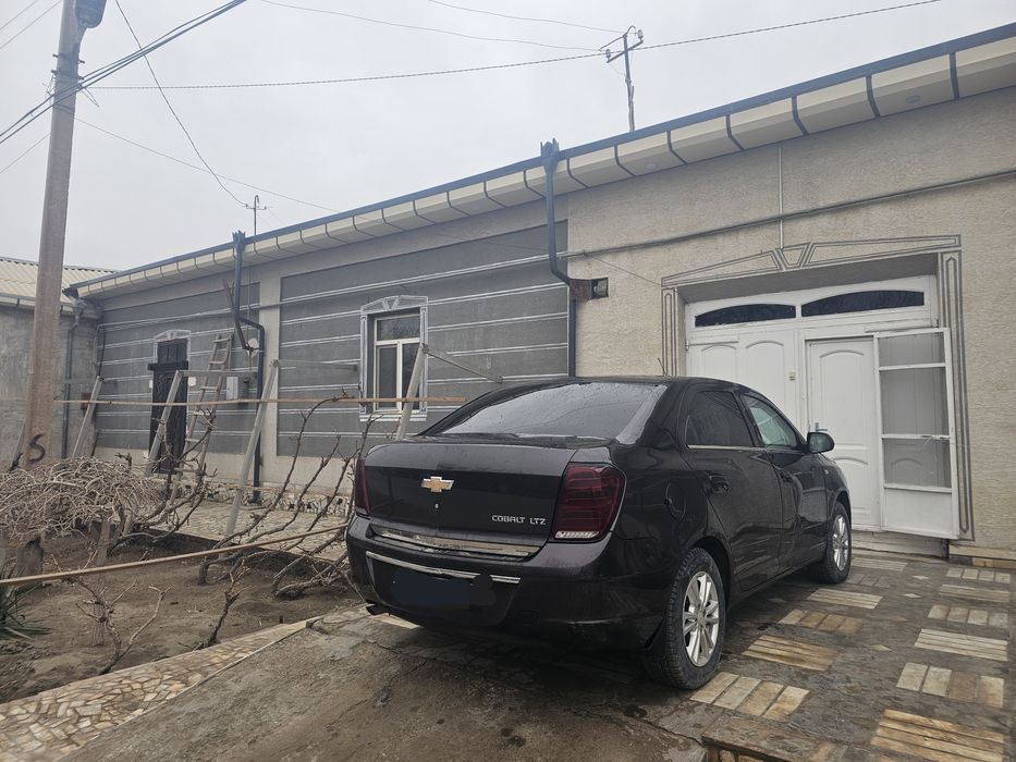 Ховли жой ижарга берди