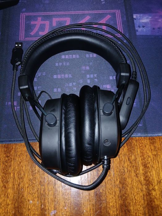 Продам наушники.