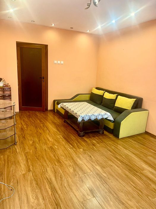 Дава се под наем Двустаен апартамент в Сливен, Колю Фичето - 55 кв.м за 204 € - Снимка #2