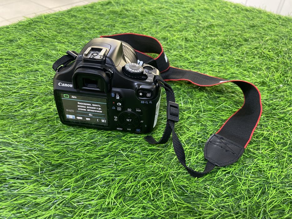 фотоаппарат canon eos 1100D