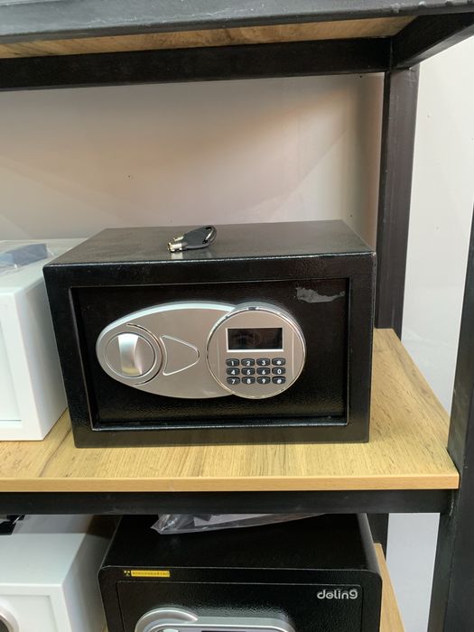 Seyf  ofisniy damashniy seyflar Сейфы