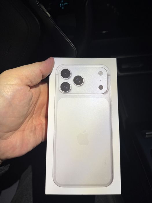 17 pro max iphone